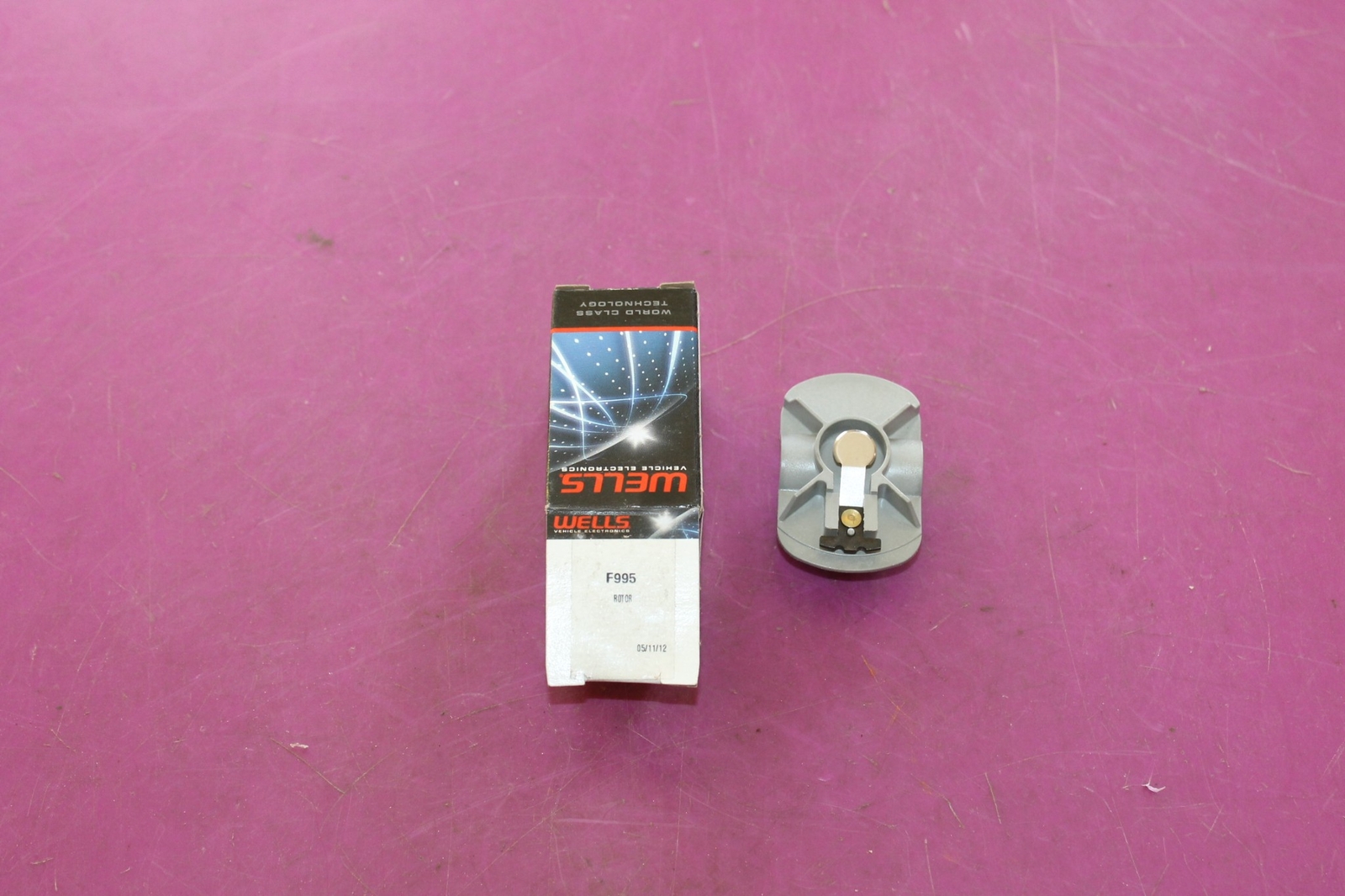 Wells Distributor Rotor. Part F995. Fits Duralast F995. See pic.
