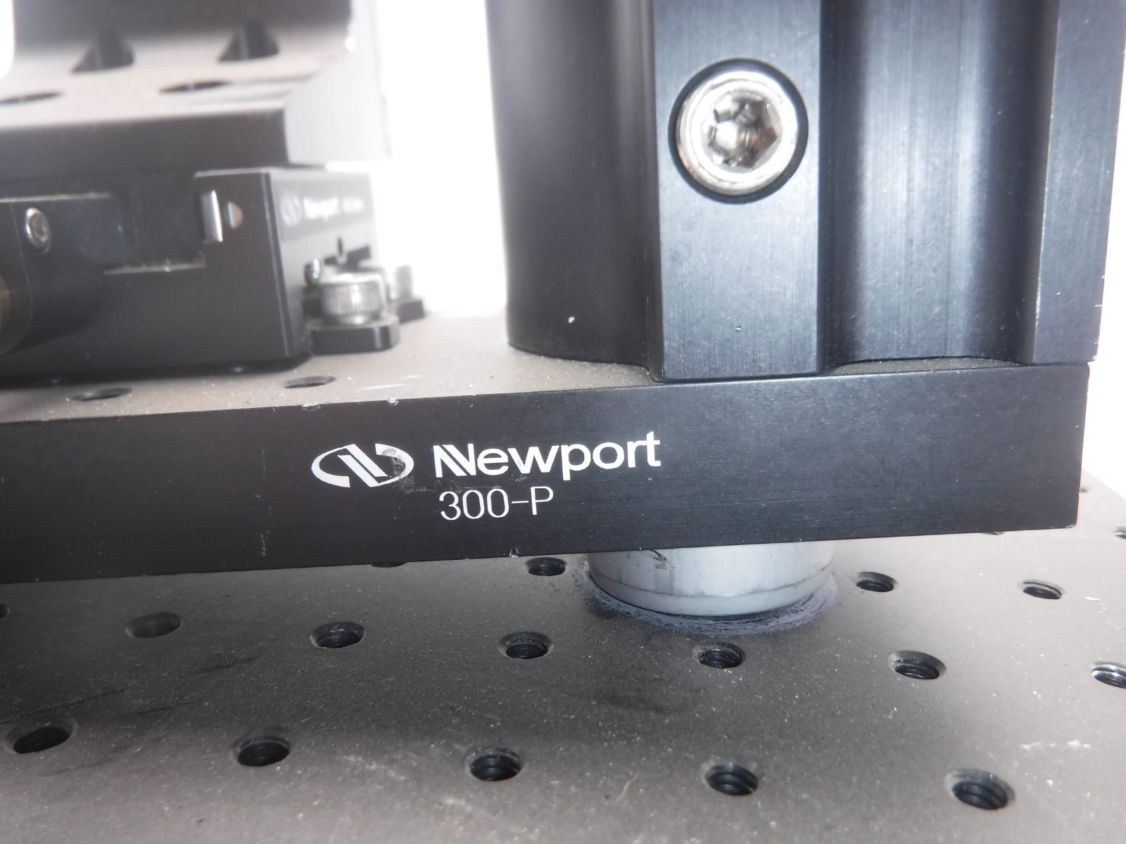 Newport 300-P Table Platform / 460A Series