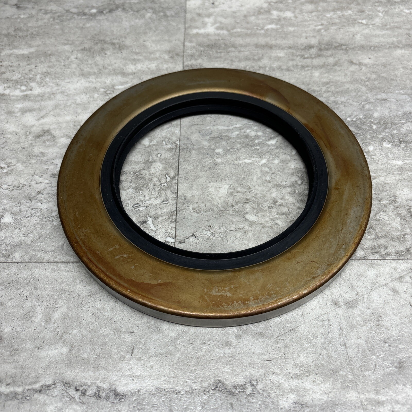 OEM Komatsu 421-22-31771 Seal, New