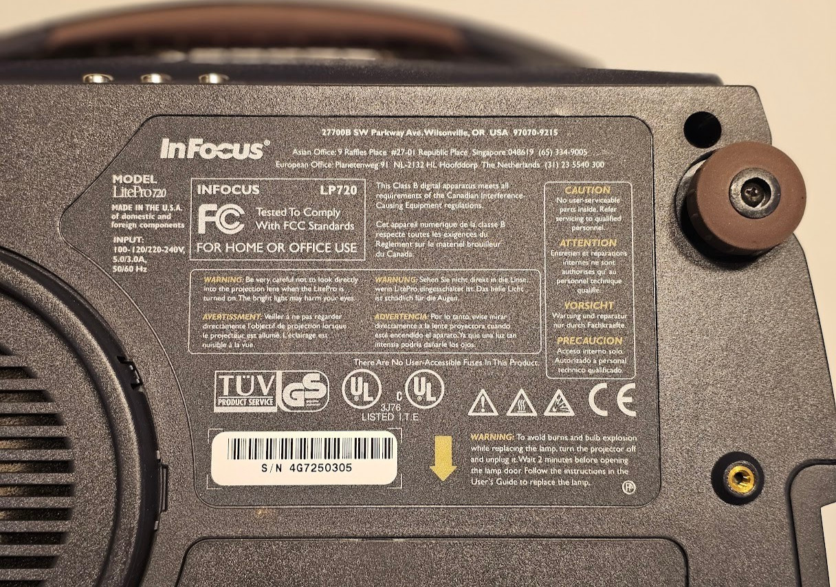 InFocus LitePro 720 Projector - Works Great!