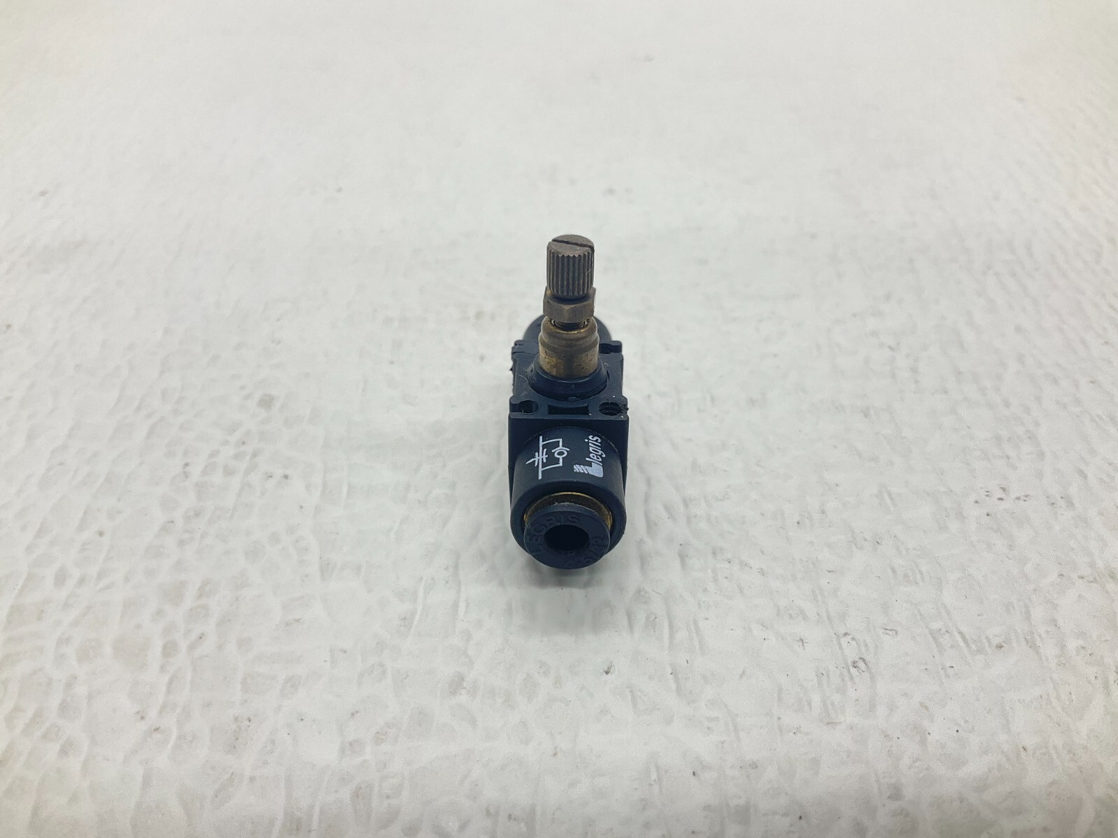 Legris 5/32 Inch Flow Control Needle Valve 5/32" (TBI)