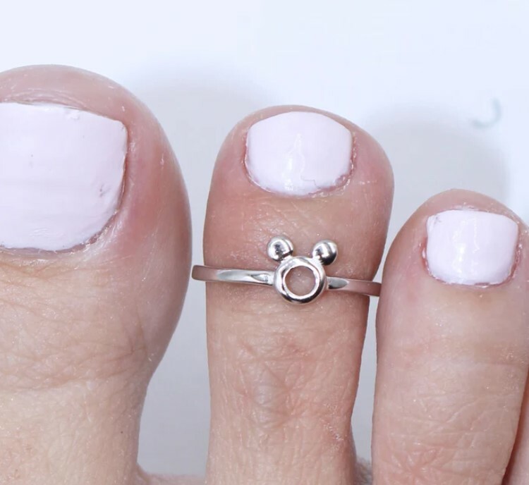 14k White Gold Plated Ladies Cute Character Face Toe Ring Solid Metal 925 Silver