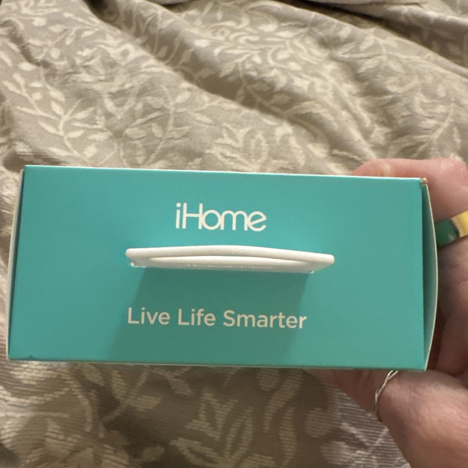 Flow Smart Plug
