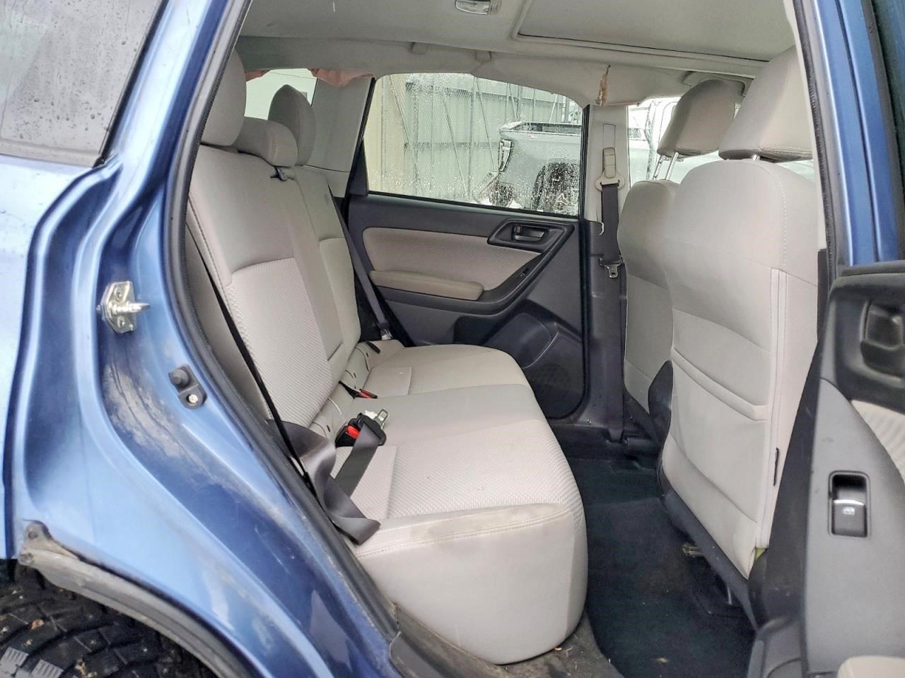FORESTER 2018 Glove Box 2128746