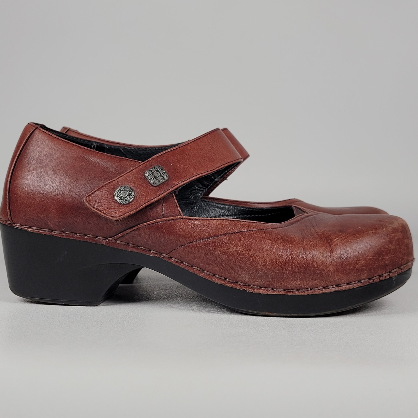 Dansko Red Leather Mary Jane Clogs With Adjustable Strap Size 42 11-11.5