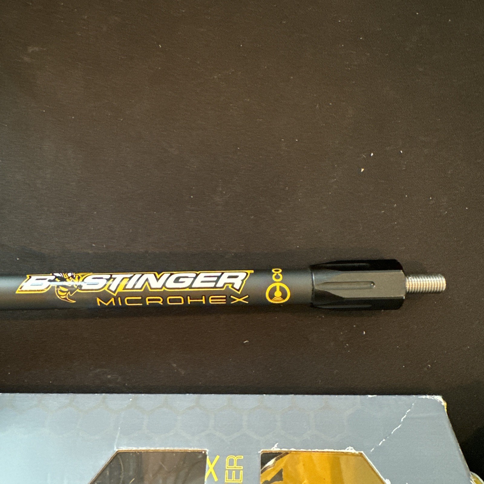 Bee Stinger MicroHex Stabilizer Matte Black 10 in. Open box