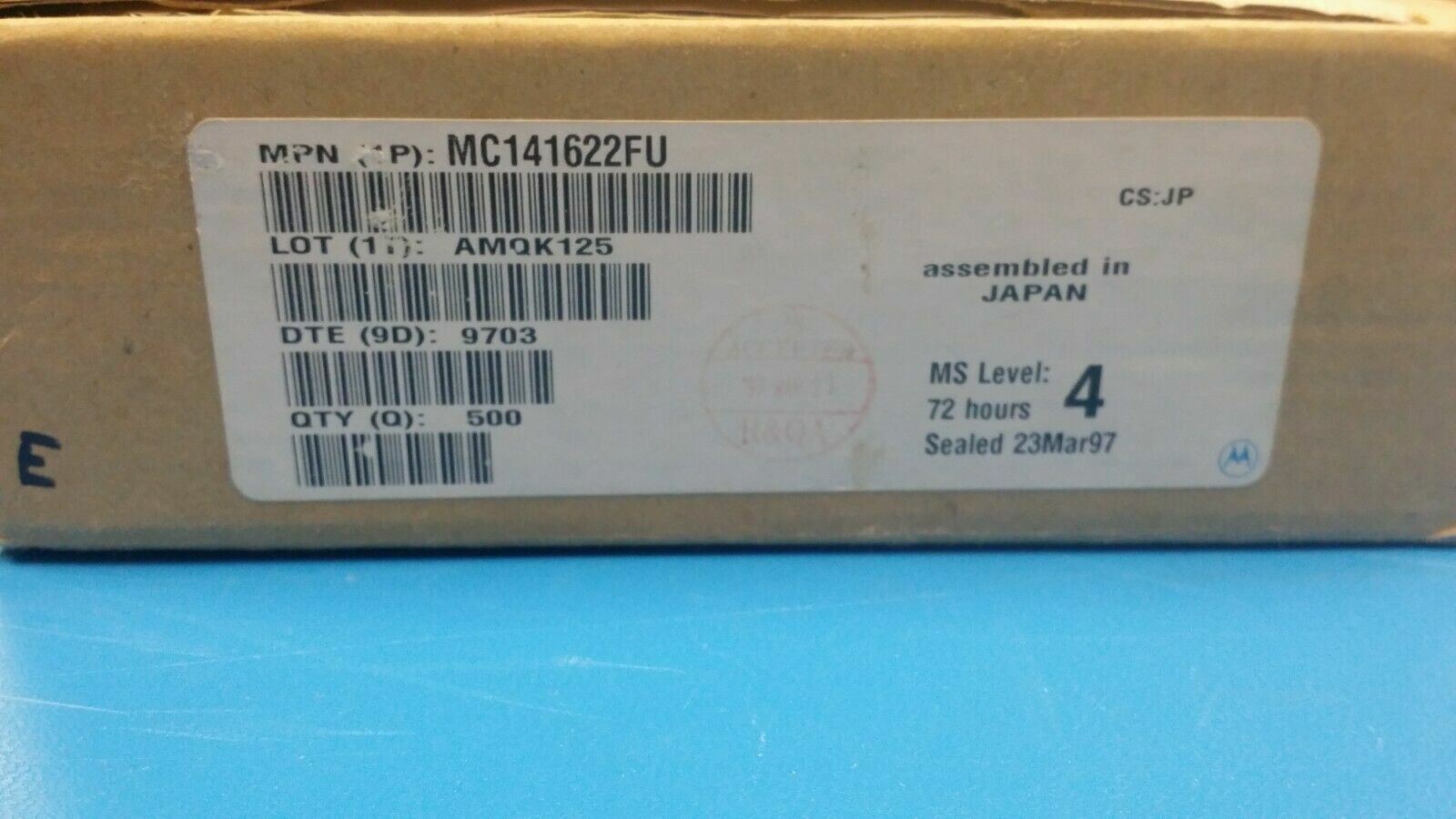 (1 PC) MC141622FU MOTOROLA, Y/C Separator IC, PQFP48