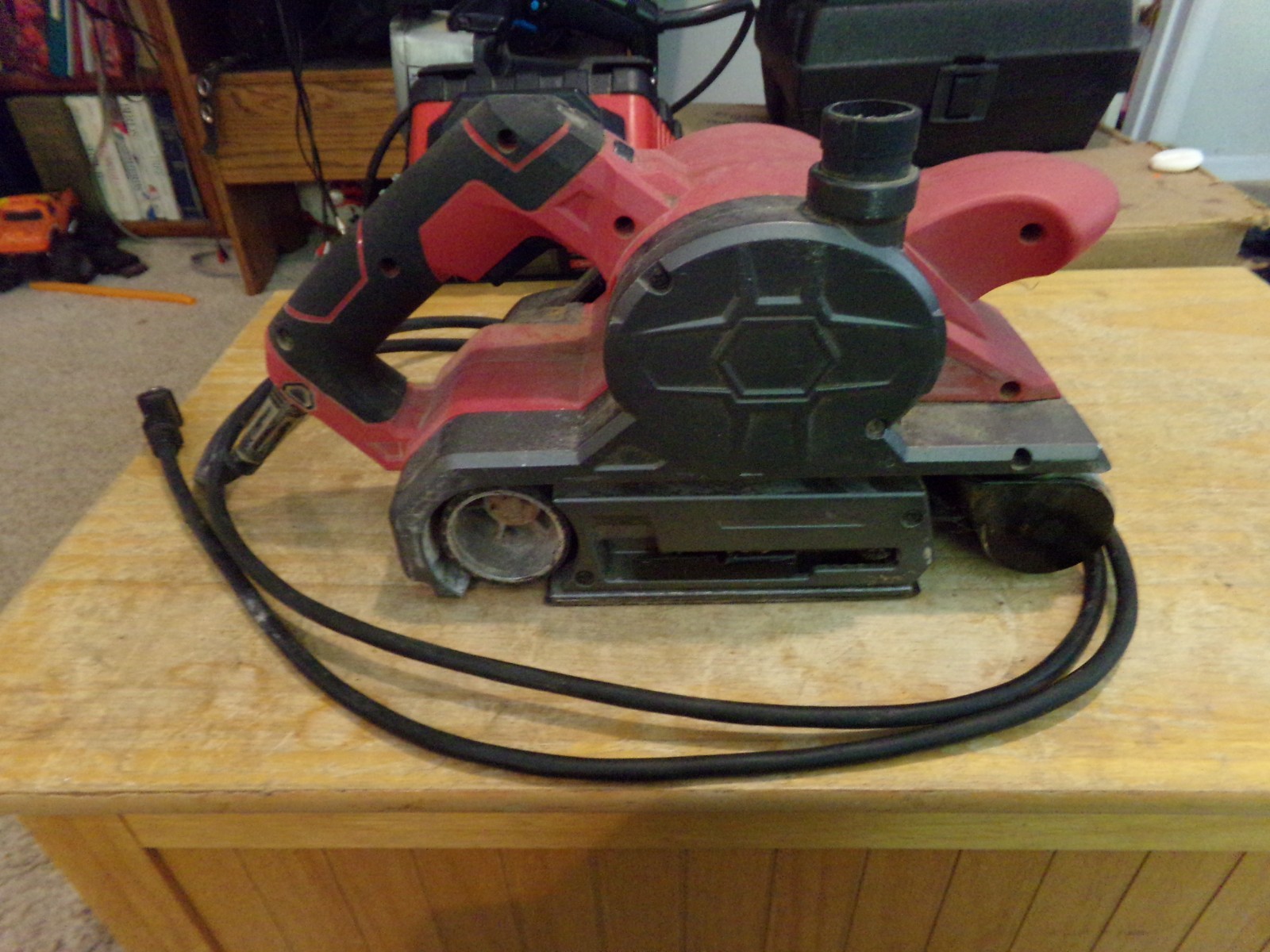 BAUER 10 Amp, 4 in. x 24 in. Variable-Speed Belt Sander 1816E-B