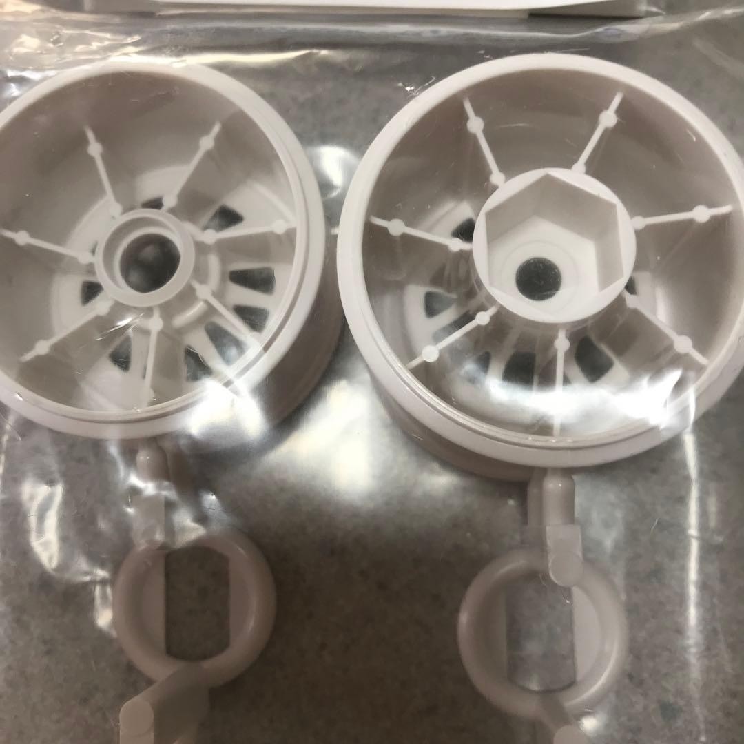 F104 rubber tires, front hard, rear soft, one pair each