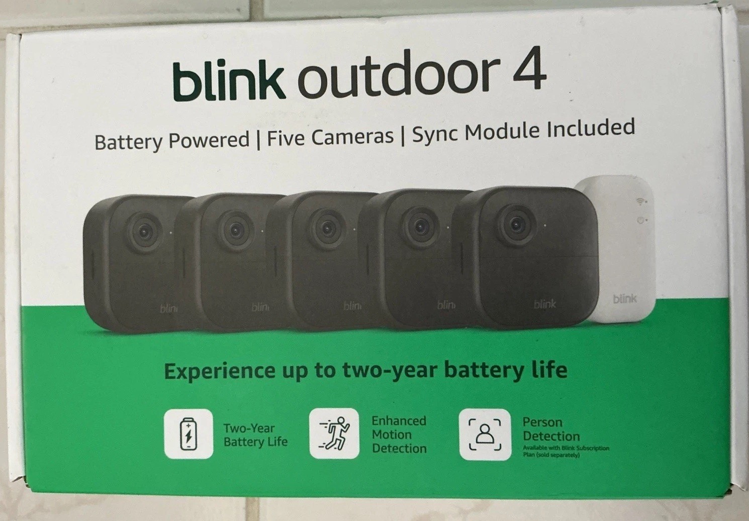 Blink Outdoor 4 Battery Powered 5 Camera System w/ sync Module Black, New Sealed
