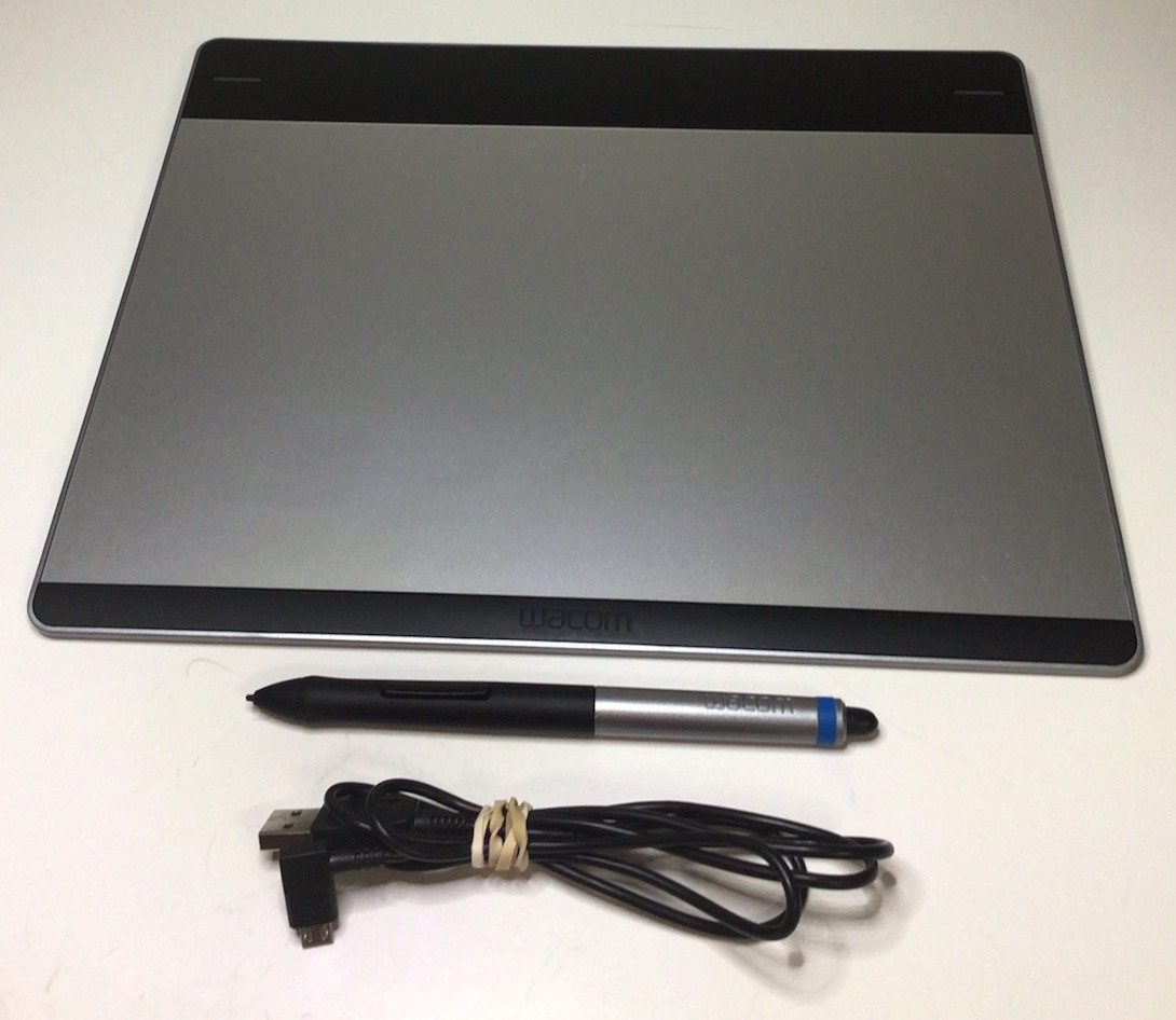 Wacom Intuos Pen And Touch Medium Pen Tablet CTH 680 With Pen USB Cable