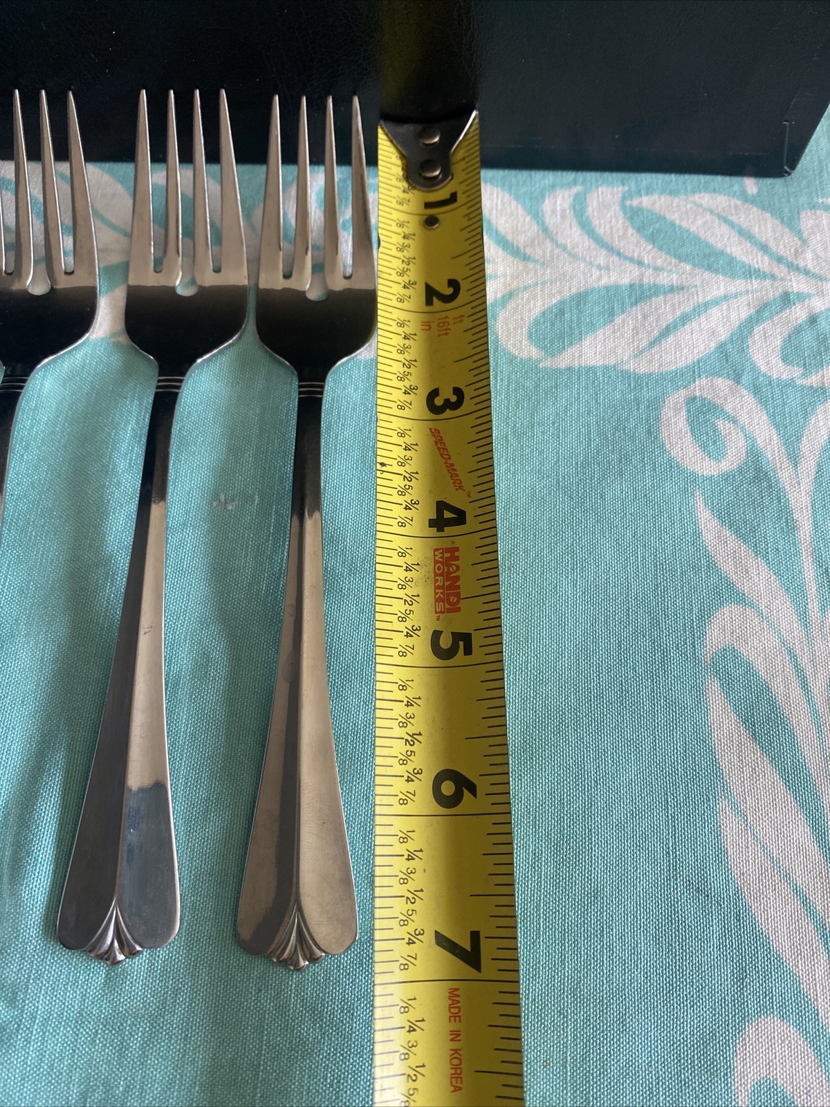 4 Pcs Rogers Co Country Shell Salad Forks Stainless Flatware