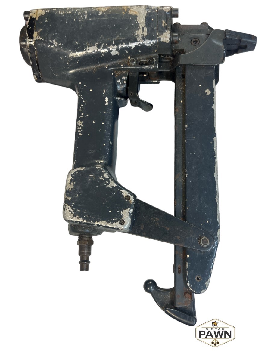 Central Pneumatic 39092 16g Brad Nailer 1-1/4 to 2-1/2" Nailer, Need (FVS019003)