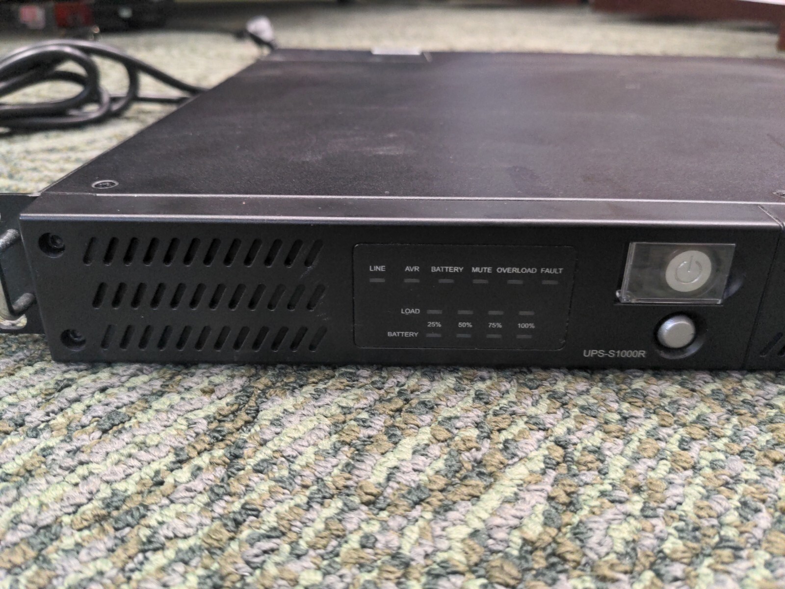 Middle Atlantic UPS S100R