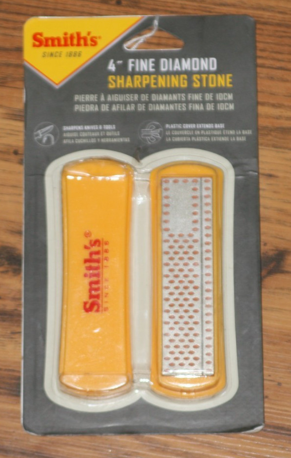 Smith's 4" Fine Diamond Sharpening Stone - Plastic cover - New