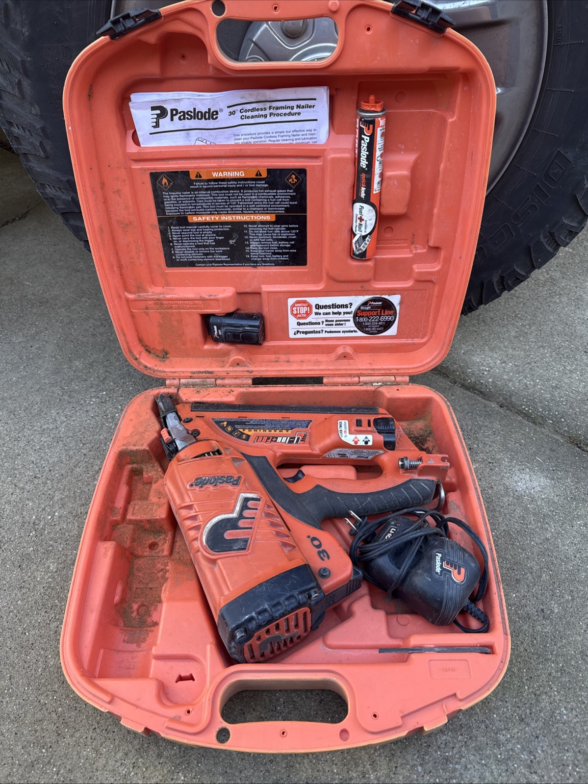 Paslode CF325Li 30 Li-Ion Cordless Framing Nailer w/ Case Battery Charger Manual