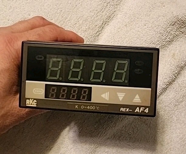 RKC INSTRUMENTS REX-AF4 Temperature Controller 0-400°C AF4