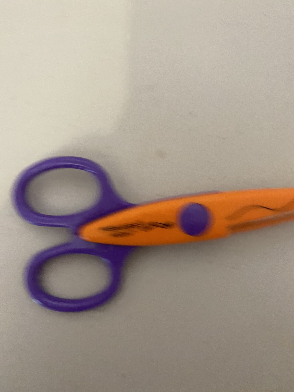 Fiskars kidzors scissors serated kids scissors 5.5”