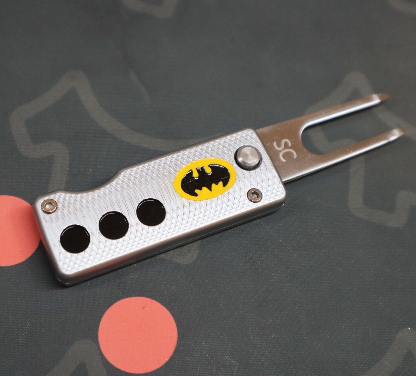 CUSTOM SONSCUSTOMSHOP Batman Golf Divot tool
