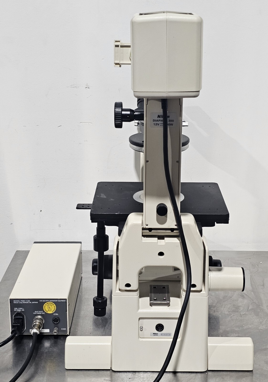 Nikon Diaphot 300 Inverted Hoffman Modulation Contrast Microscope