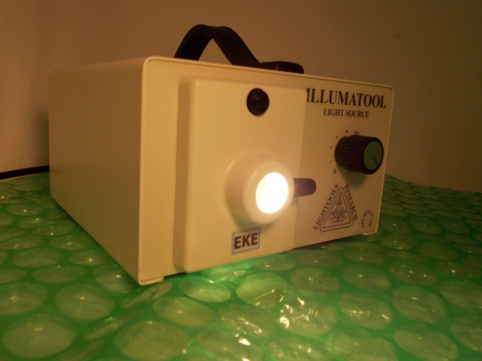 EKE ILLUMATOOL LIGHT SOURCE (LAM-2084)