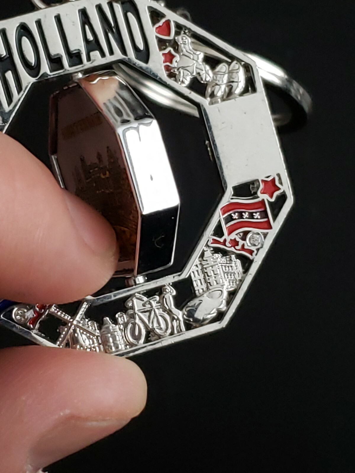 Holland Amsterdam Silver Tone Key Chain Spin