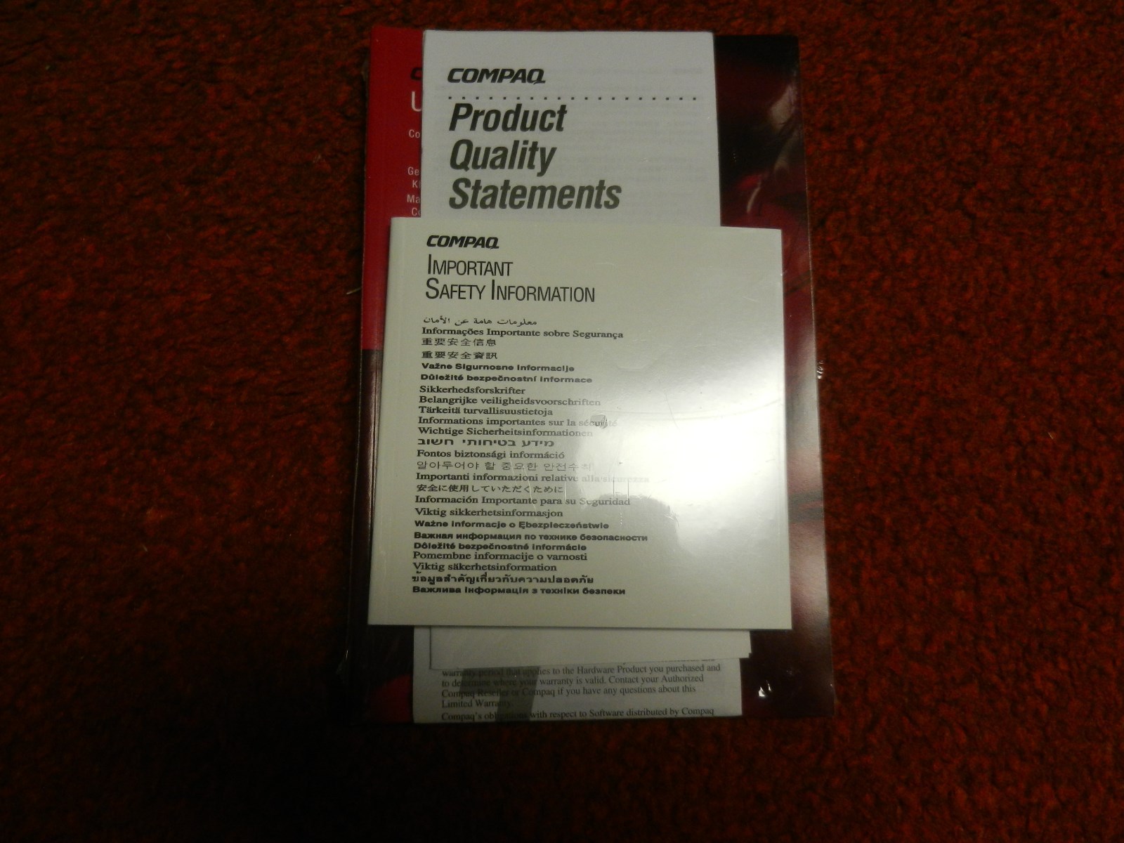 COMPAQ USER'S GUIDE COMPAQ V70 COLOR MONITOR