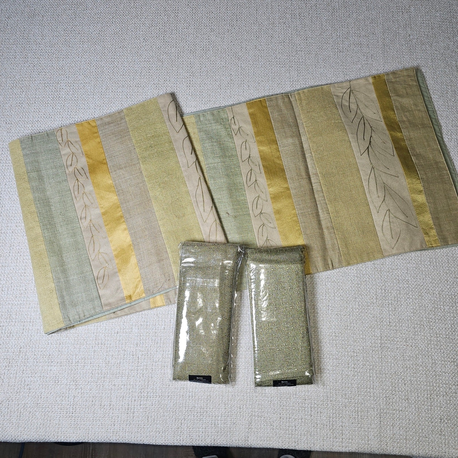 Colorblock Green and Yellow Embroidered Table Runner and 8 New Cloth Napkins