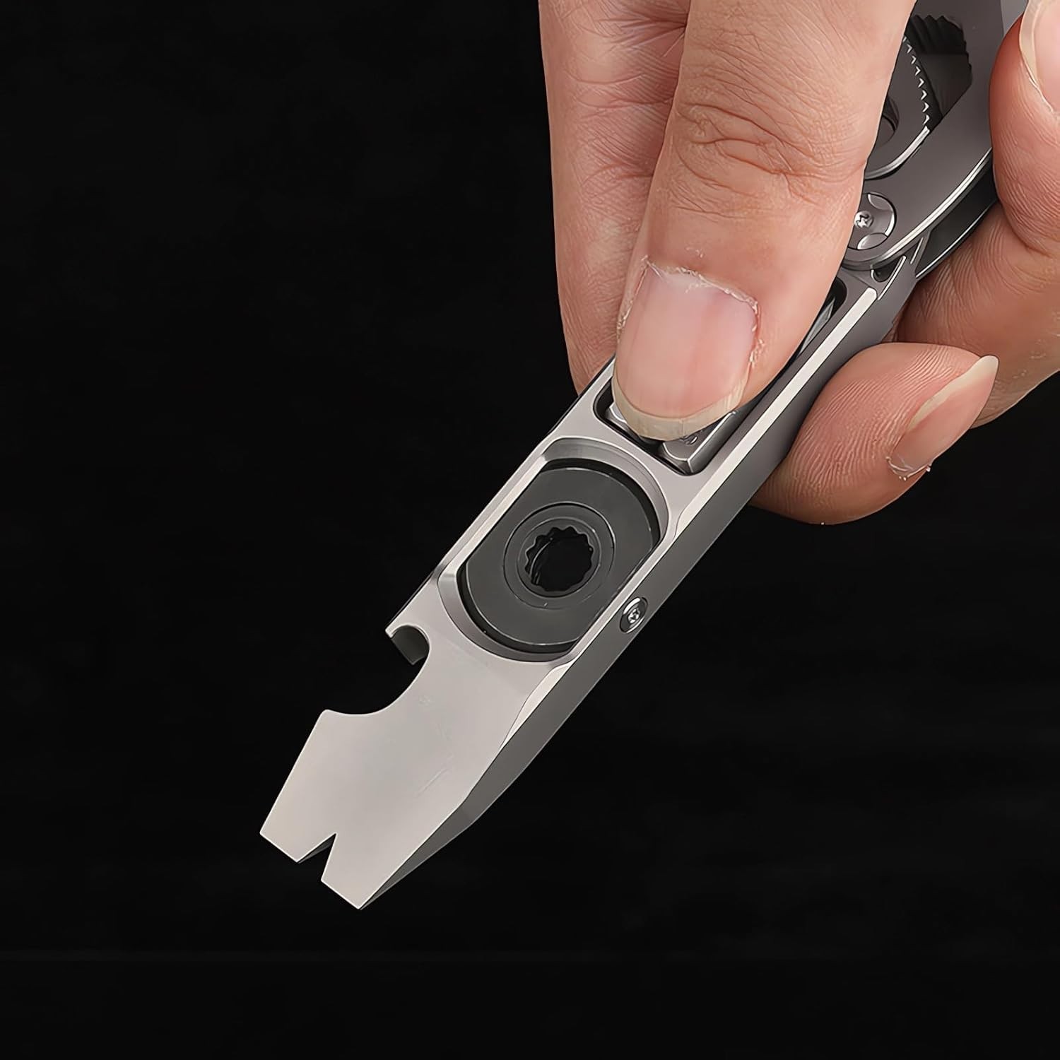 Titanium Multi-Tool Pry Bar: Compact and Versatile EDC Tool for Every Adventure