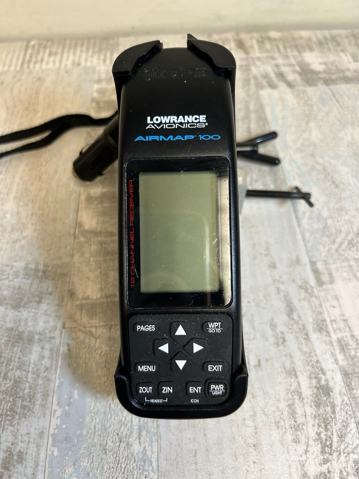 LOWRANCE AVIONICS AIRMAP 100 GPS NAVIGATION AIRCRAFT AVIATION PILOT'S WORKS