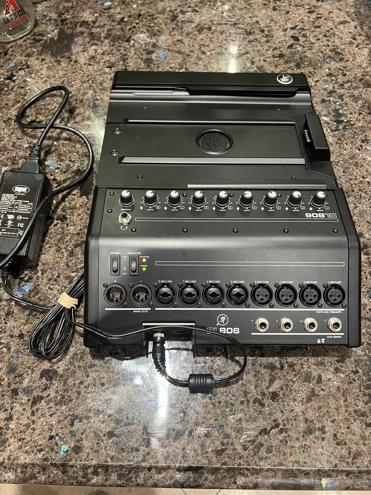 Mackie DL806 Digital Audio Mixer