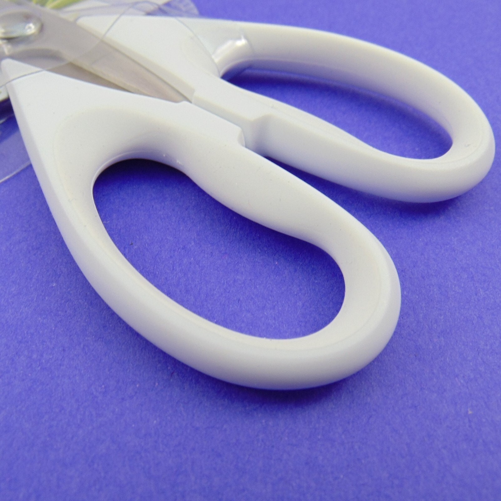 KitchenAid Utility Kitchen Shears Scissors White Handle Stainless Steel Blades