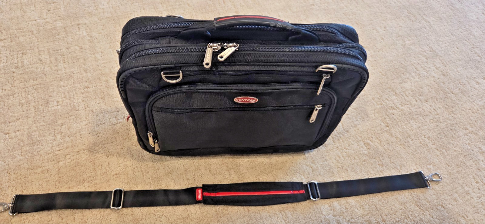 Pilot Flight Bag by Contrail 420  17" x 13" x 6"