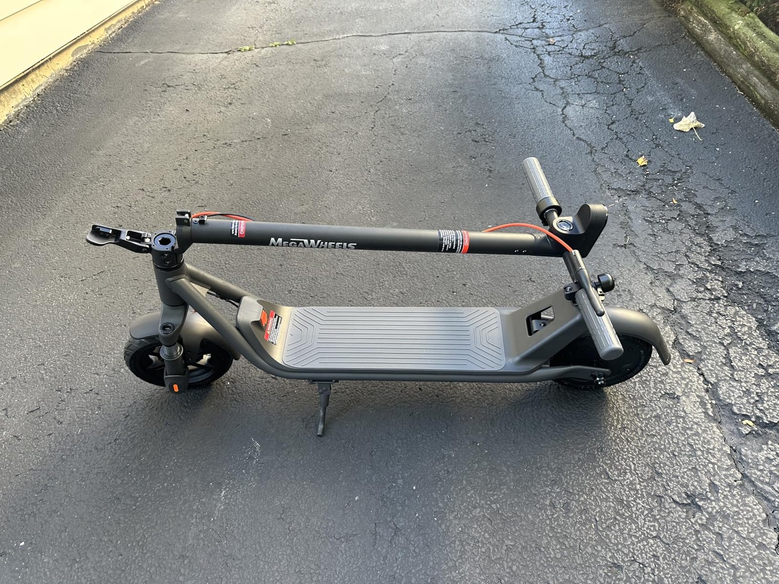 Electric Scooter Adults Teens Folding E-Scooter + APP Control & Shock Absorption