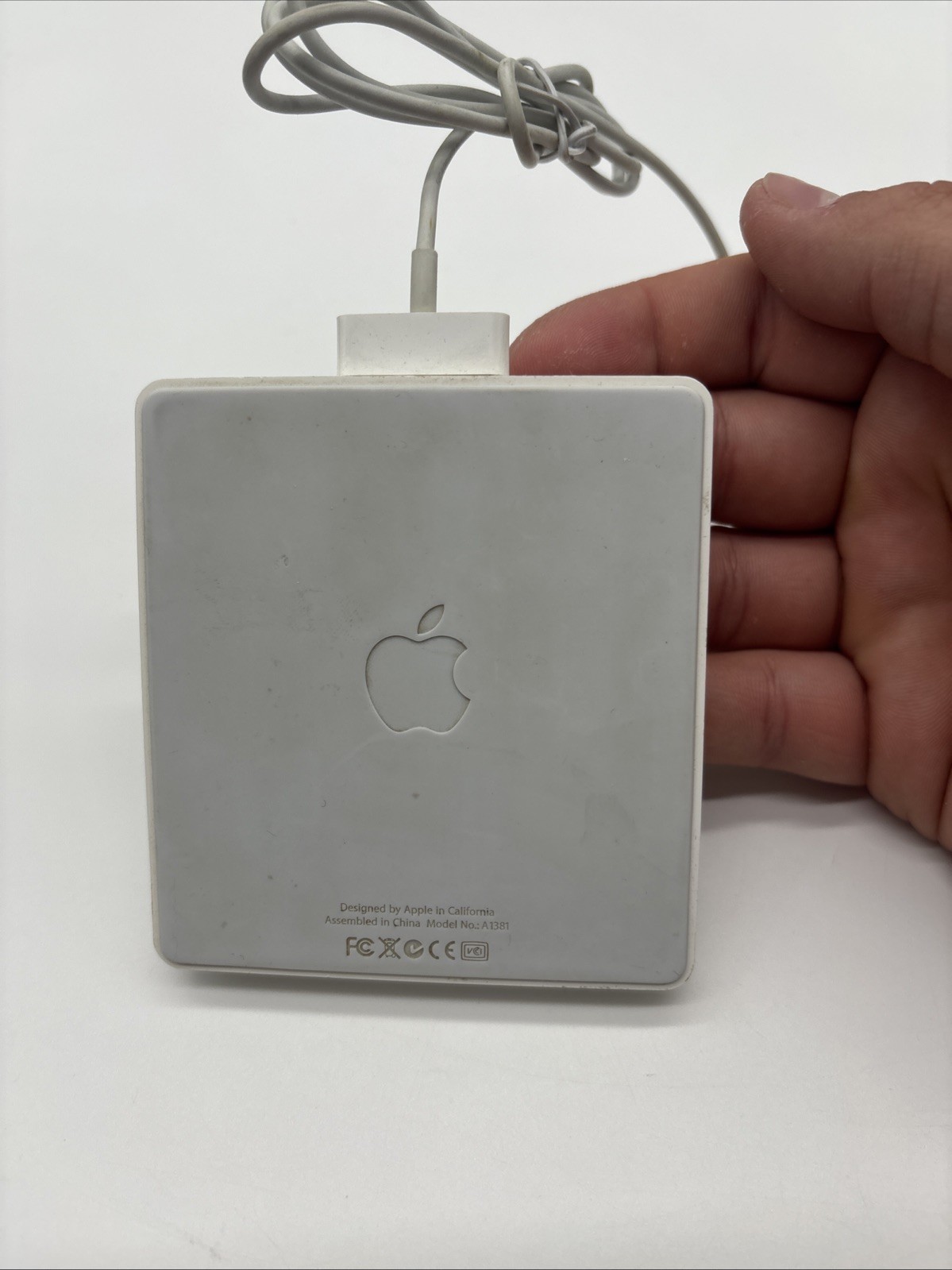 Apple IPAD 2/3 Docking Station Charger Model # A1381