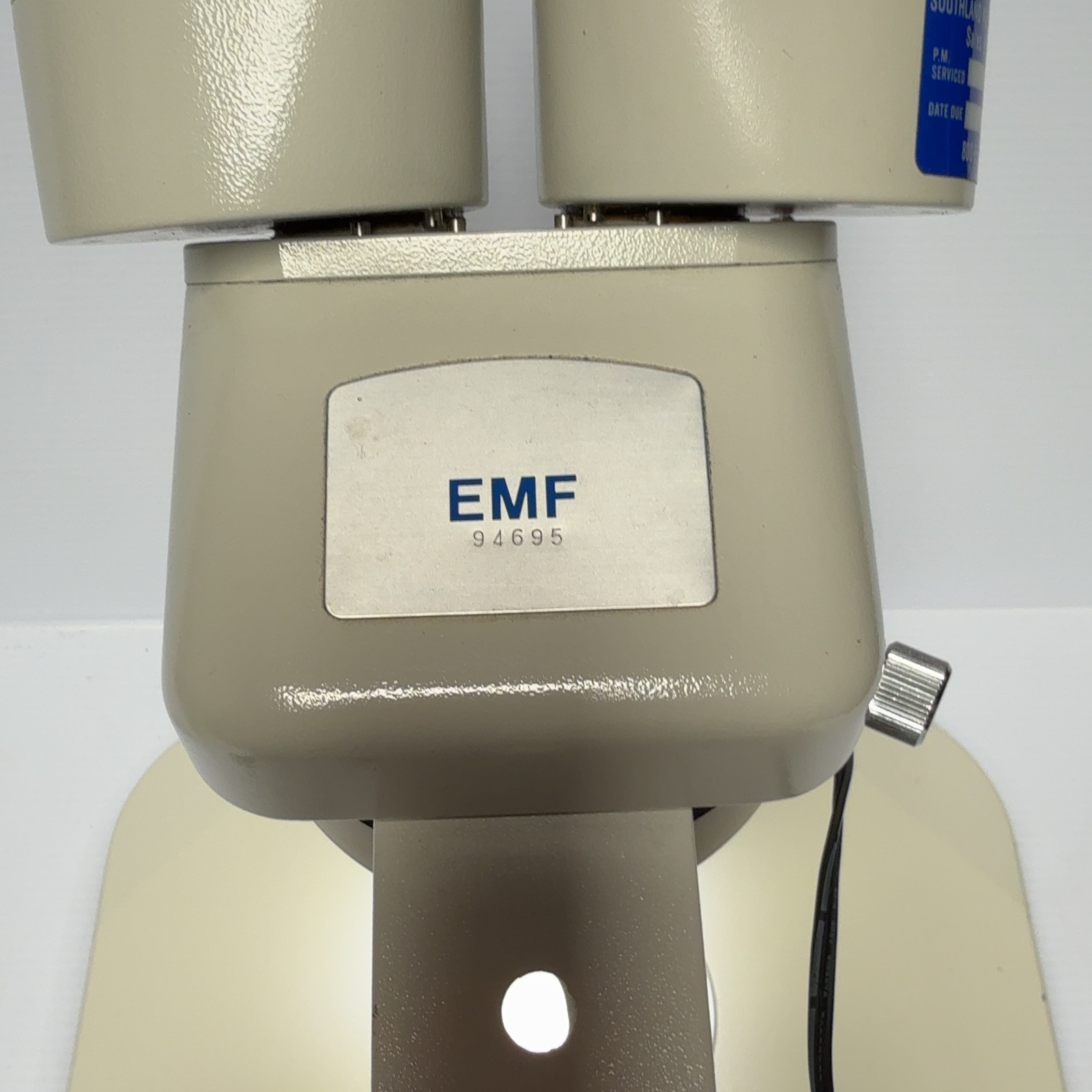 Omano EMF 94695 Microscope w/ Stand, LED Light + SWF10X Eyepieces