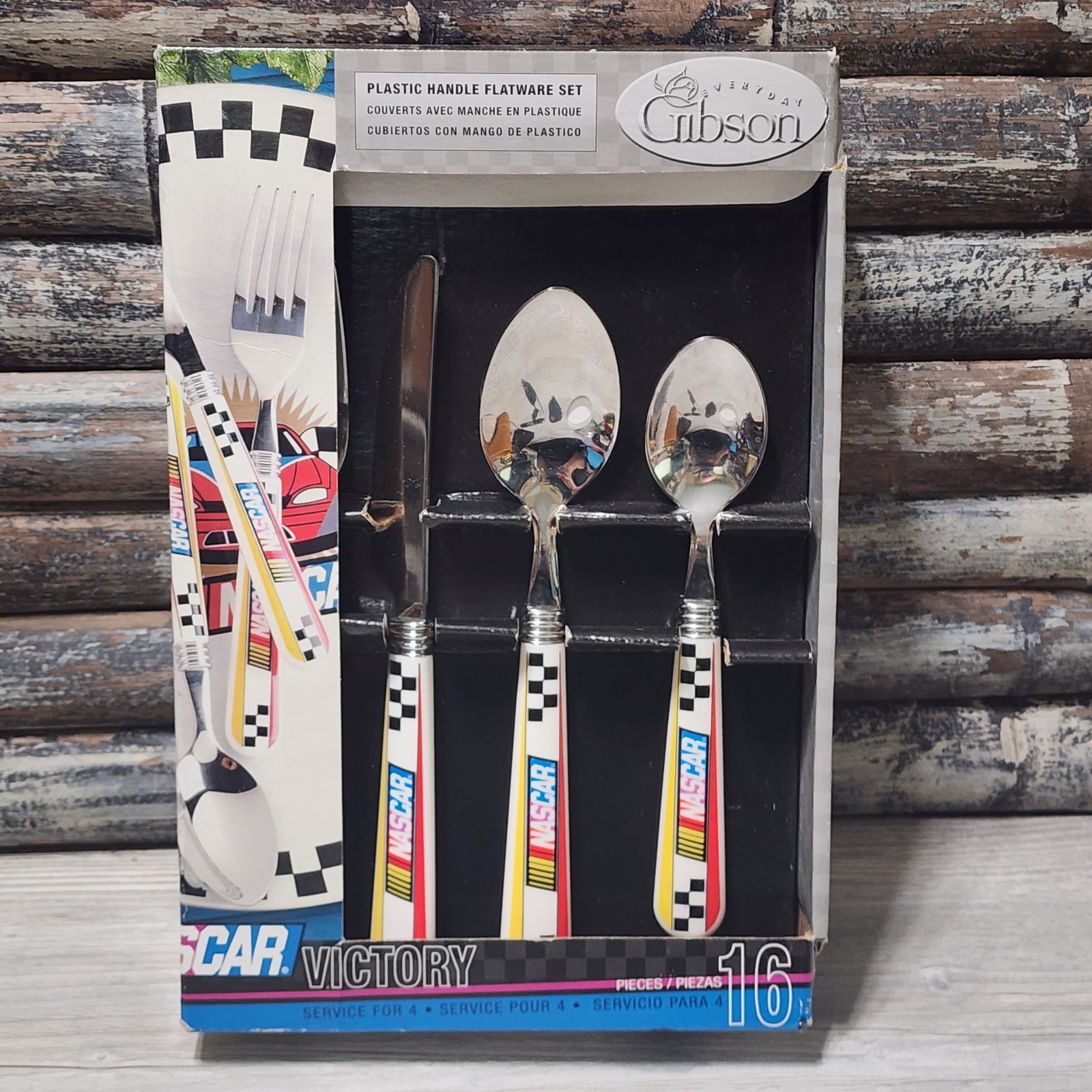 NASCAR Victory Gibson Flatware Service for 4 16 pcs - 4 Forks 4 Knives 8 Spoons