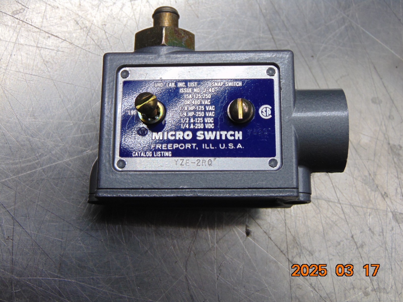 Micro Switch YZE-2RQ Limit Switch