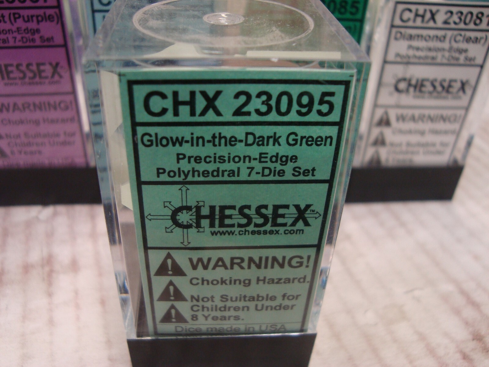 RARE Chessex 23095 Glow in the Dark Green Precision-Edge Polyhedral 7 Die Set
