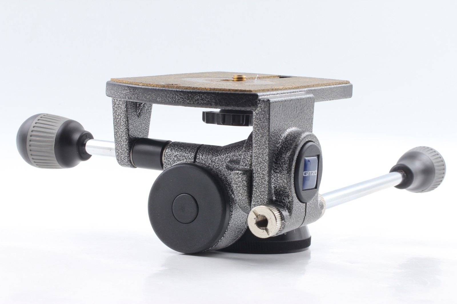 Gitzo G1570M 3-Way Pan Tilt Tripod Head Made in Italy From JAPAN
