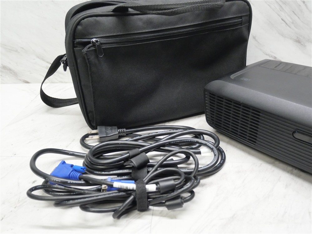 Dell 1210S Projector 385 Hours on Lamp Tested & Working - Includes Bag!
