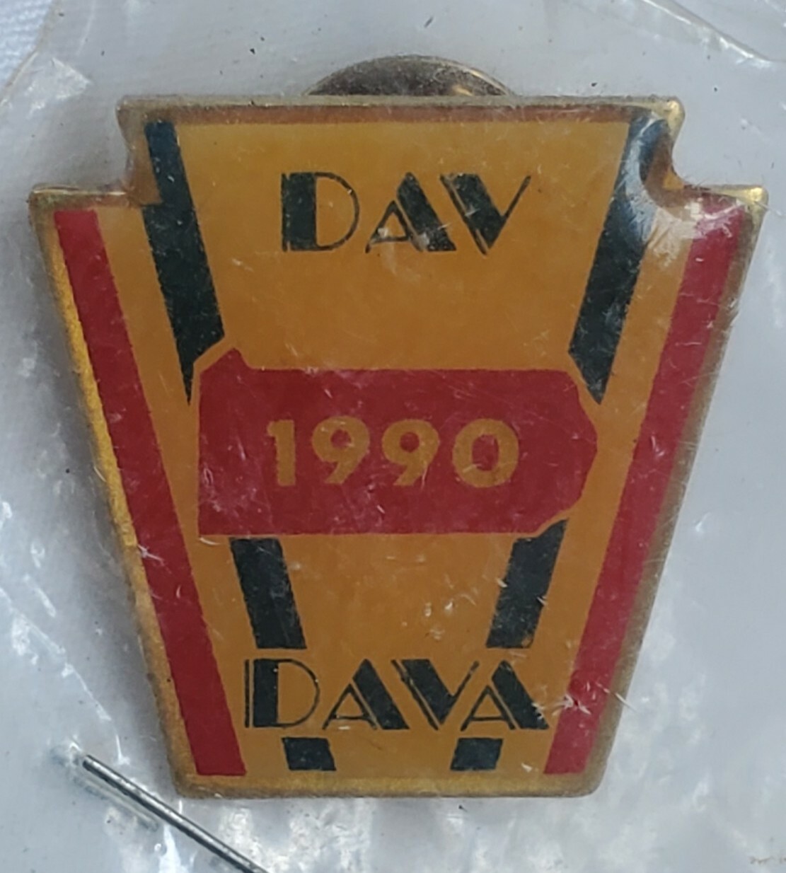 Vtg 1990 DAV Veterans Pin US Military DAVA Air Force Army Marines Navy America