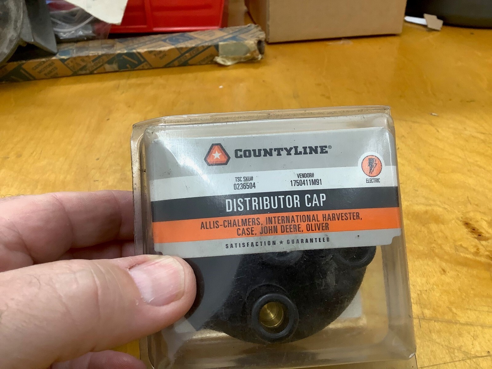 COUNTYLINE DIST, CAP# 0236504; FITS IN, CASE, J.DEERE & OLIVER; TOP QUALITY, NEW