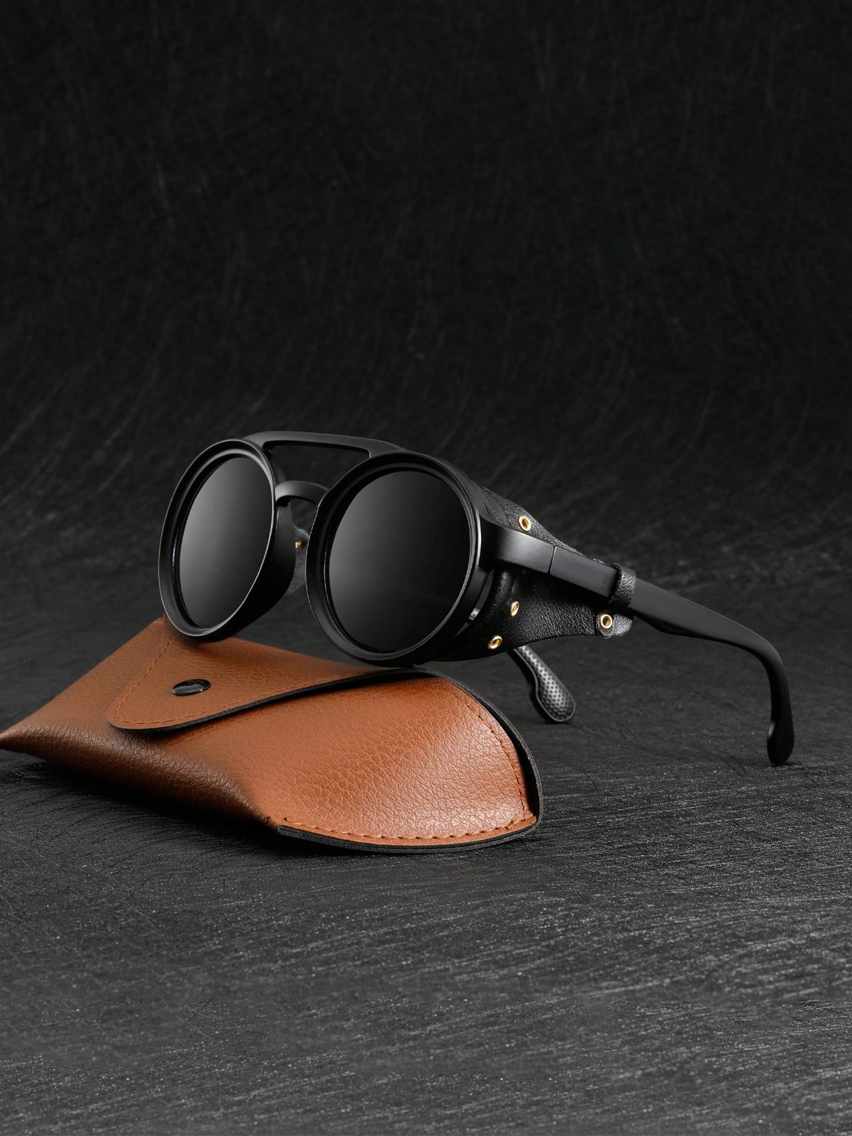Windproof Steampunk Round Glasses – Vintage Unisex Fashion for Cycling & Riding