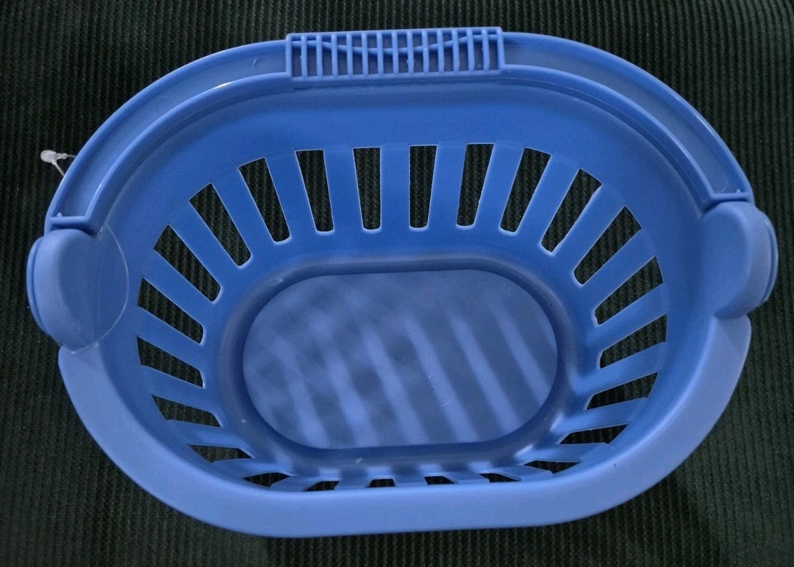 Frem Oval Plastic Gift Basket Bucket Blue Organizer Swing Handle