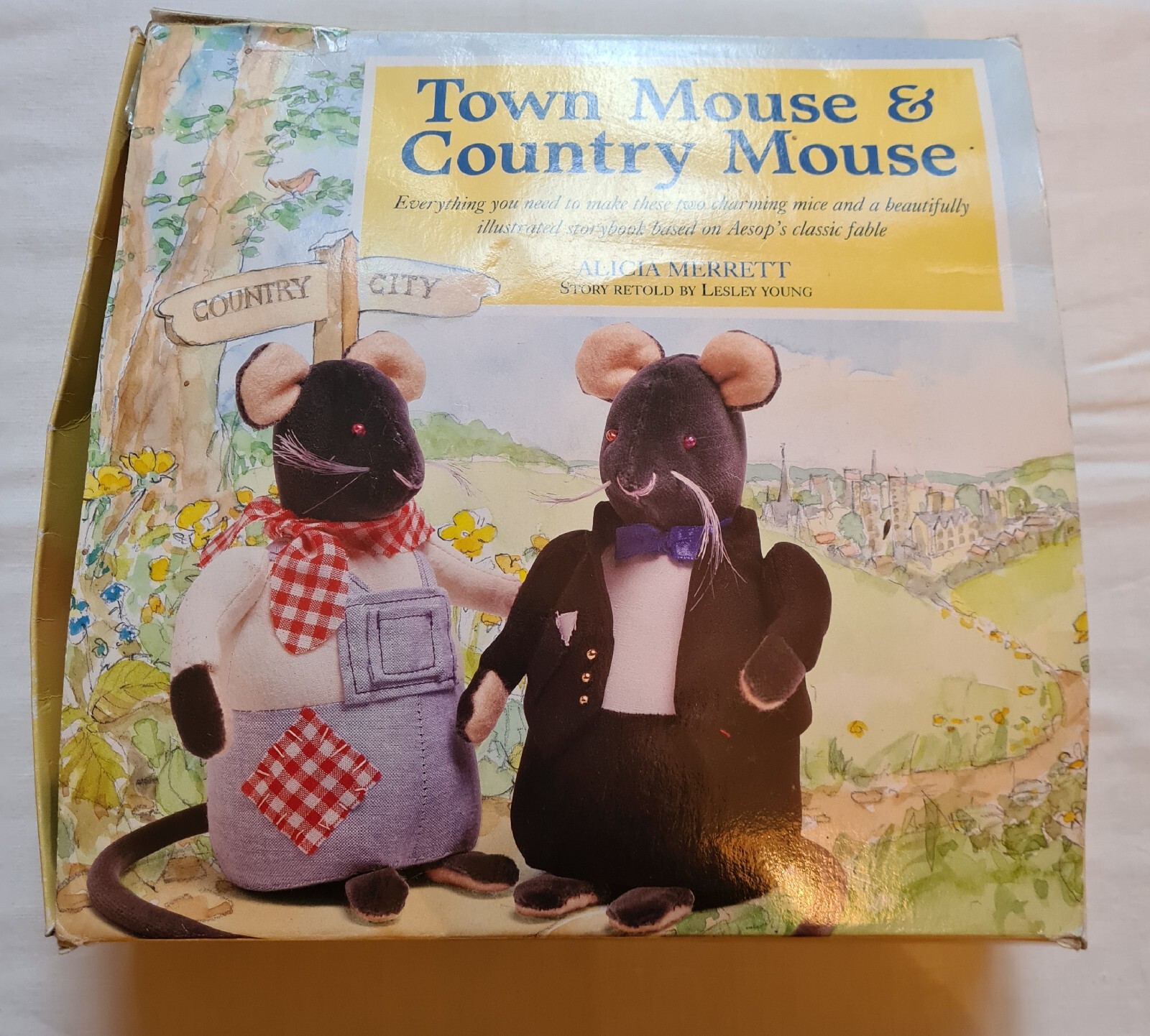 Town Mouse & Country Mouse Craft Kit includes a beautiful storybook