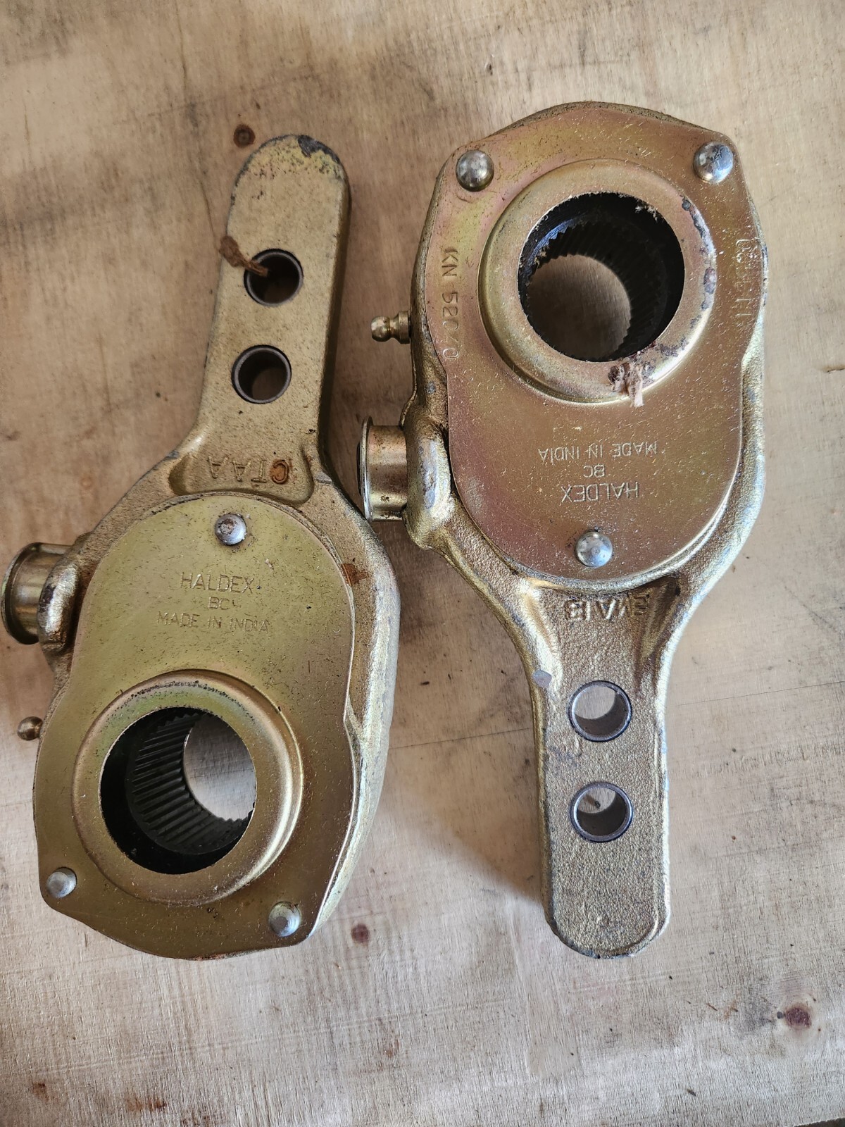 Qty 2**Haldex KN52040 Manual Front Brake Slack Adjuster 4.0, 5.0 Straight Arm