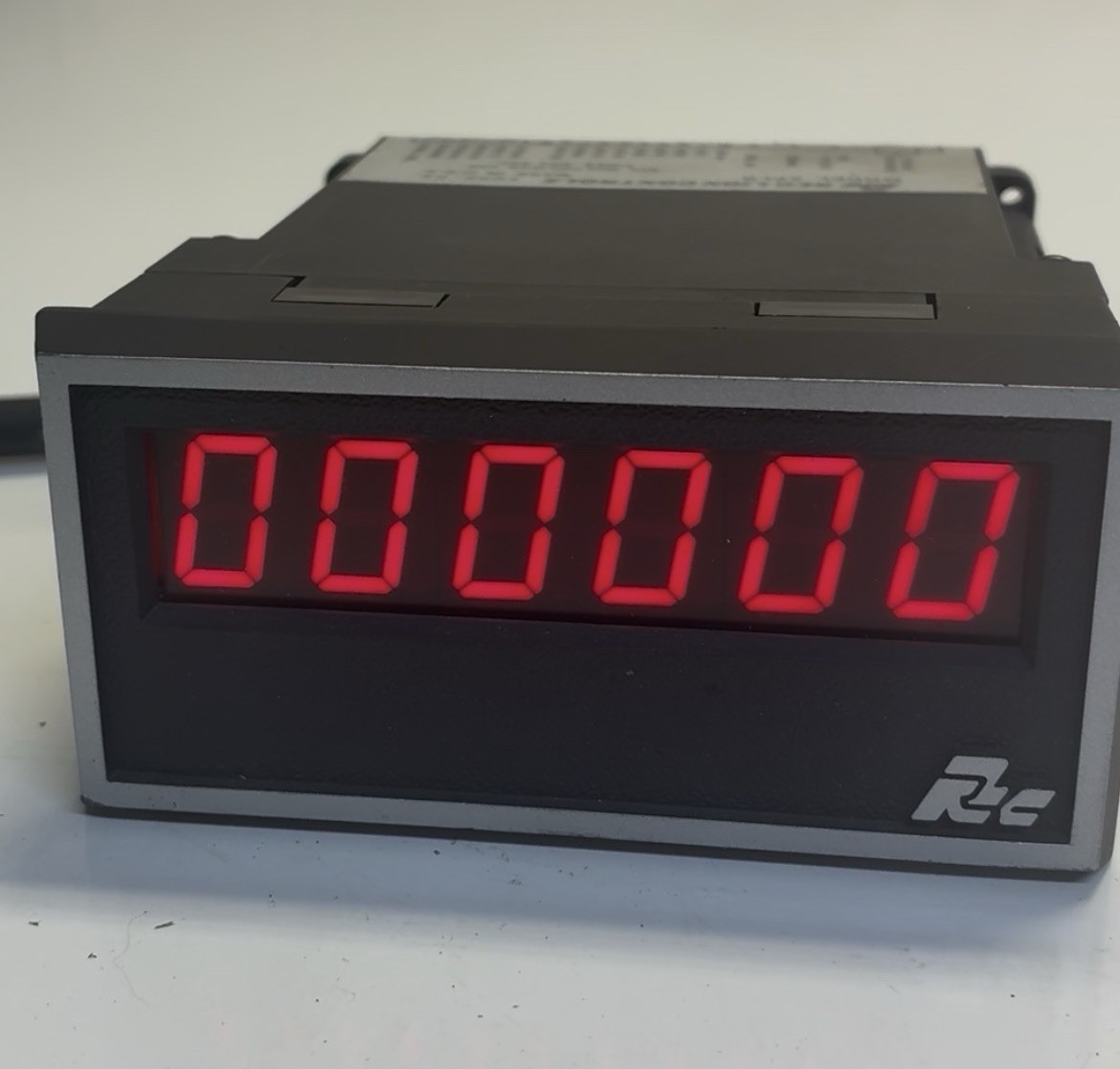 Red Lion Controls APLR0600 Apollo Rate Indicator 115V - Powers On / Tested