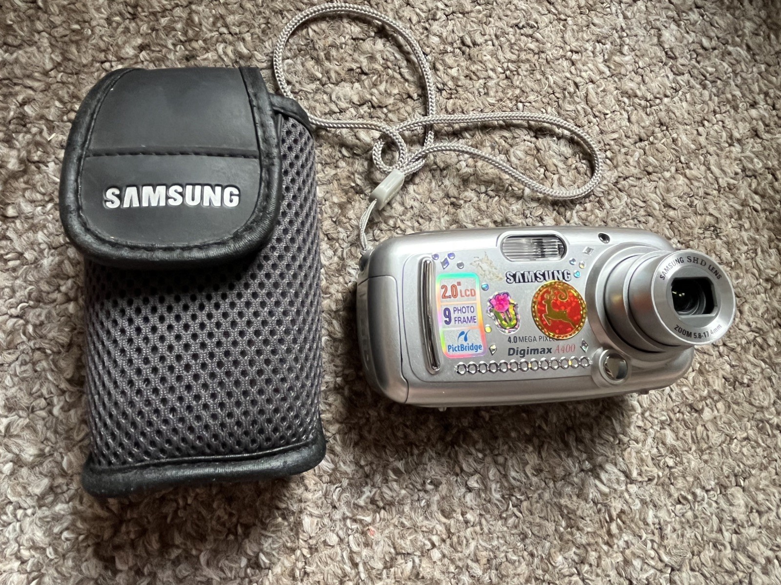 Samsung Digimax A400 Compact Digital Camera 4.0MP 3x Zoom (working with case)
