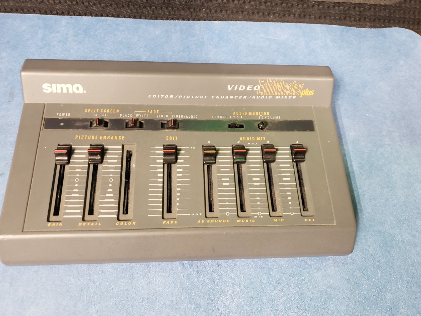 Sima Video Editmaster Edit Master Plus. No Power Cable. as-is